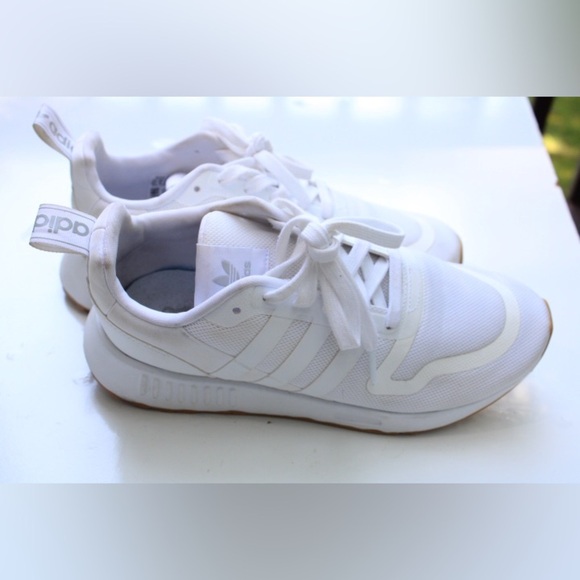 adidas Originals Multix sneakers in triple white - Picture 4 of 12